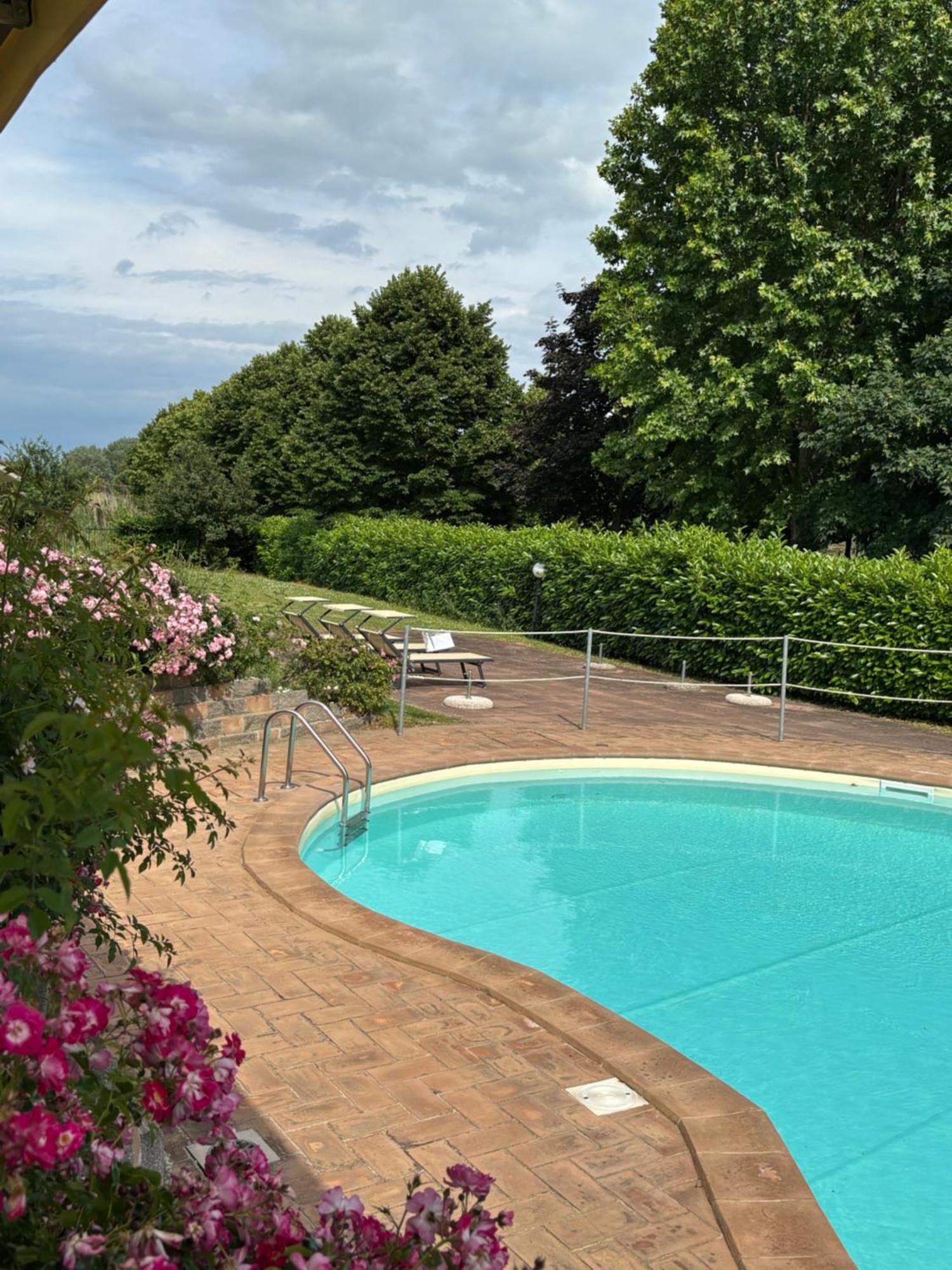 Hotel Le Macerine Castiglione del Lago Exterior foto